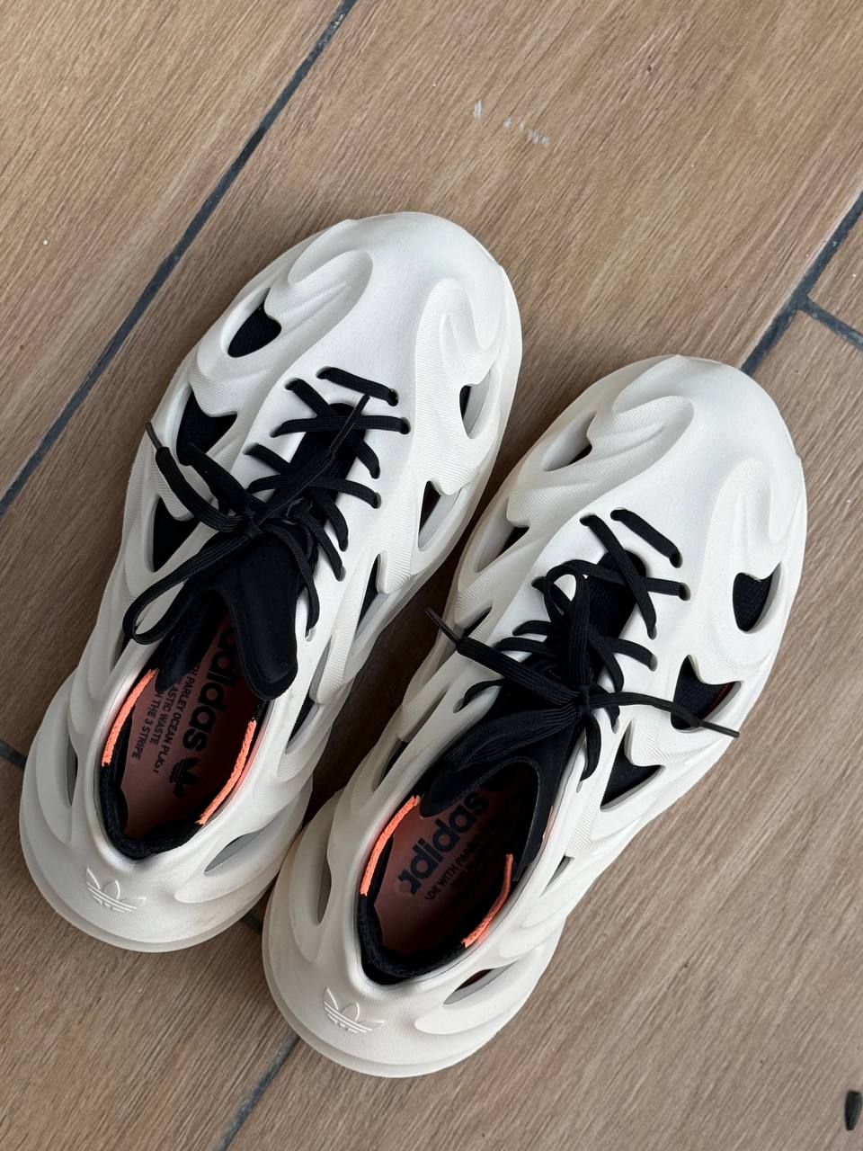 Кроссовки Adidas Adifom Q белые, 38 размер
