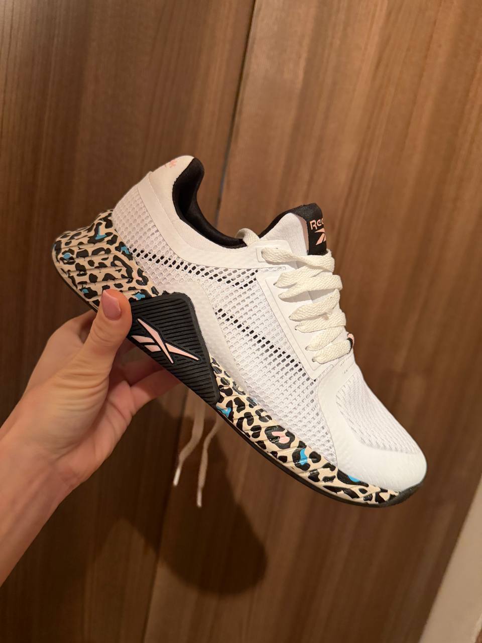 Кроссовки Reebok размер 38