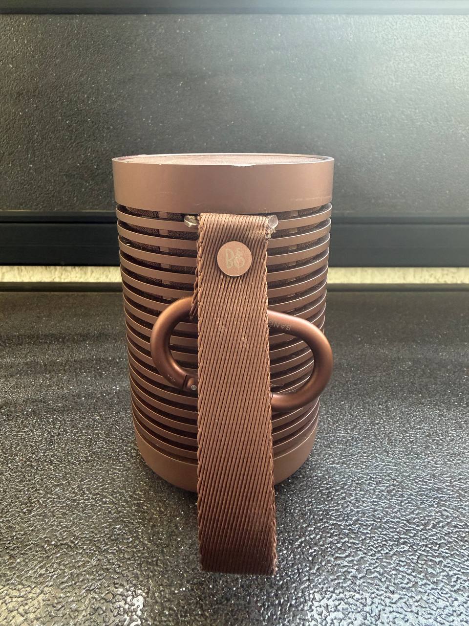 Bang & Olufsen Beosound Explore портативная колонка