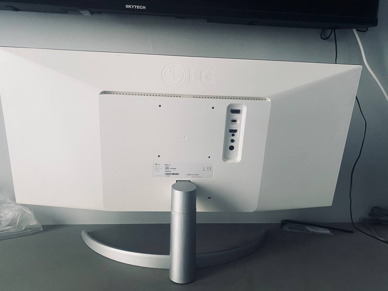 Монитор LG UltraWide 29WQ600-W 29"