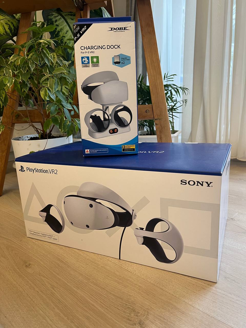 VR очки для PlayStation Sony с подставкой и зарядкой