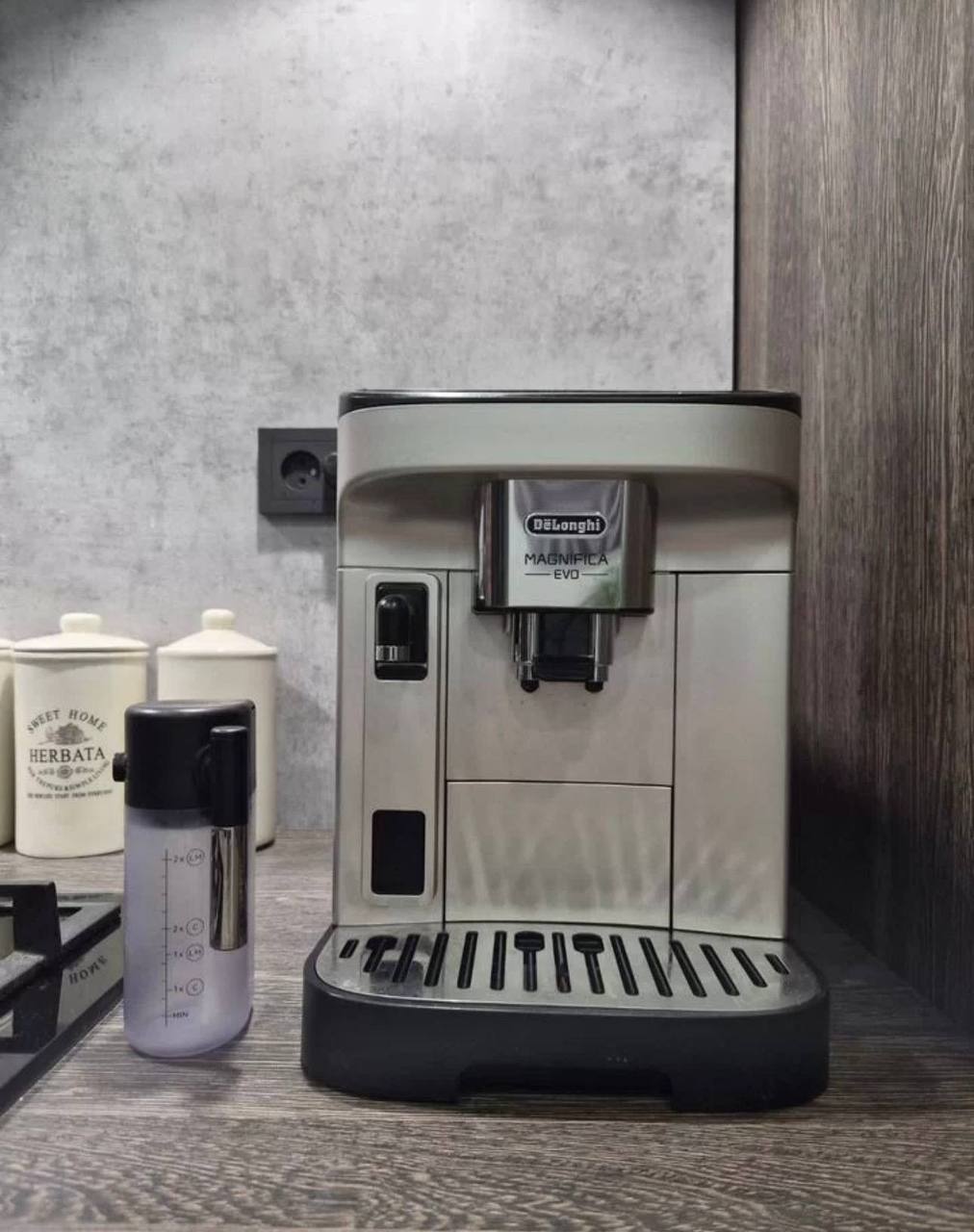 Кофемашина De'Longhi Magnifica EVO (ECAM290.22.B)
