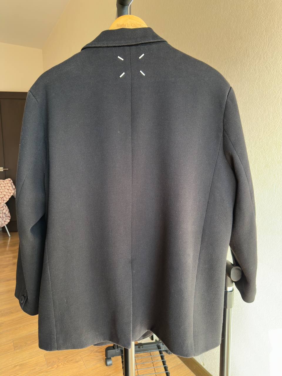 Черный трикотажный пиджак L/XL