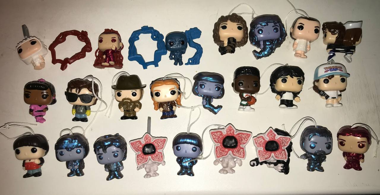 Коллекция Kinder Joy Stranger Things (Очень странные дела)