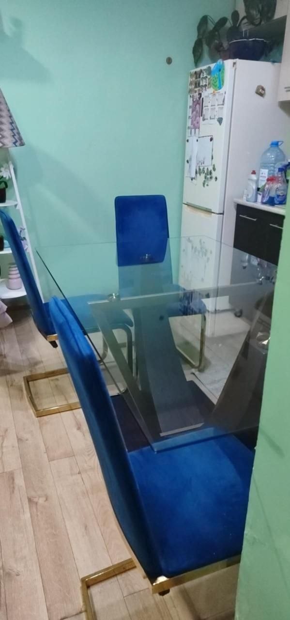 Стеклянный стол 170х100 см
