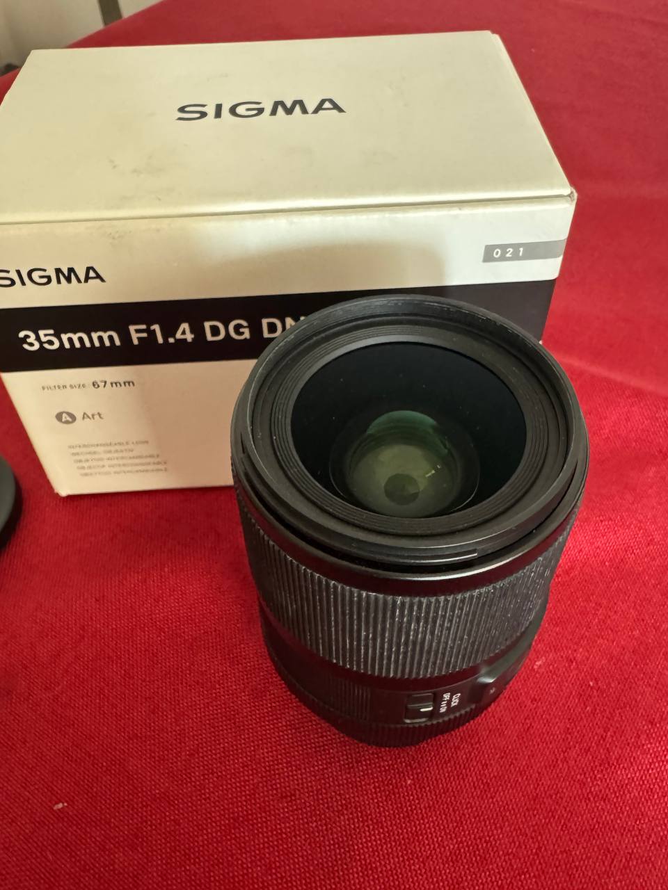 Sigma 35mm f/1.4 DG DN Art для Sony E