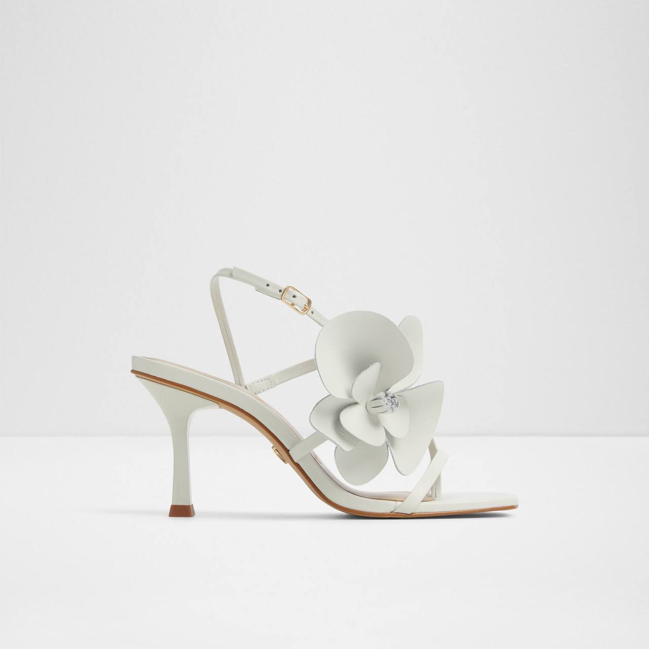 Босоножки ALDO с объемным цветком