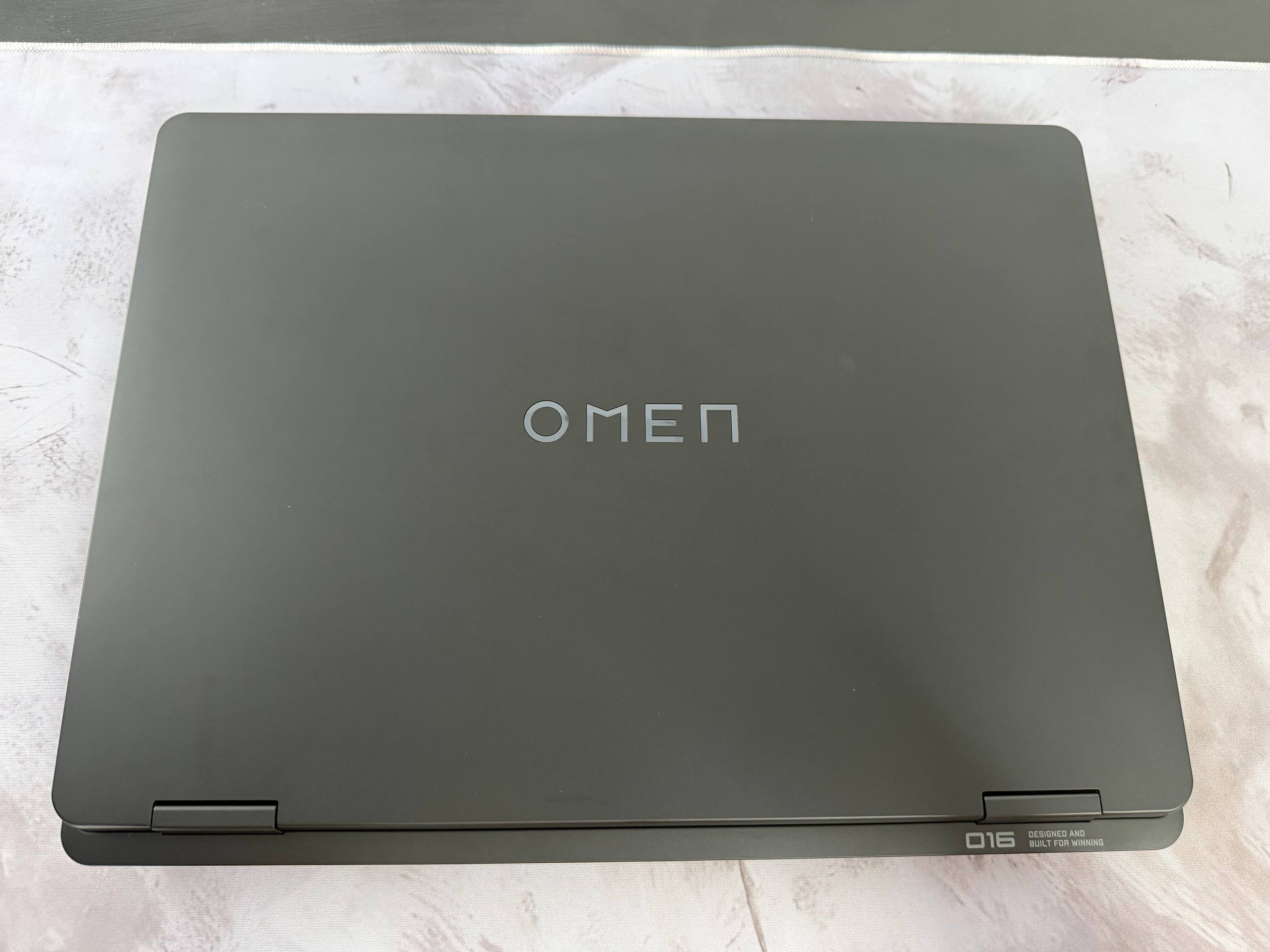 Игровой ноутбук HP OMEN 16-AP0015NS