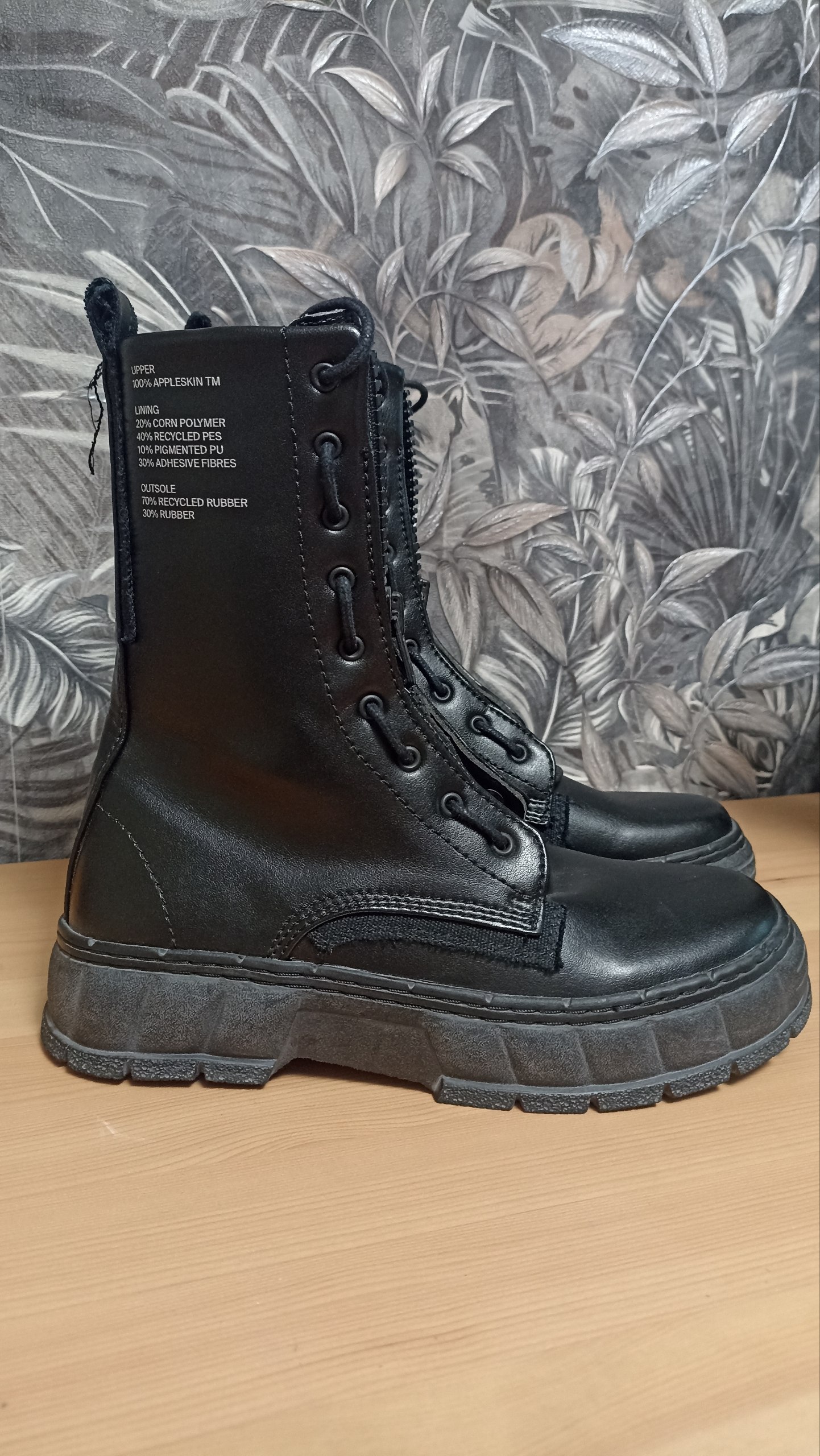 Веганские ботинки Virón 1992 Zip-Up Black Apple