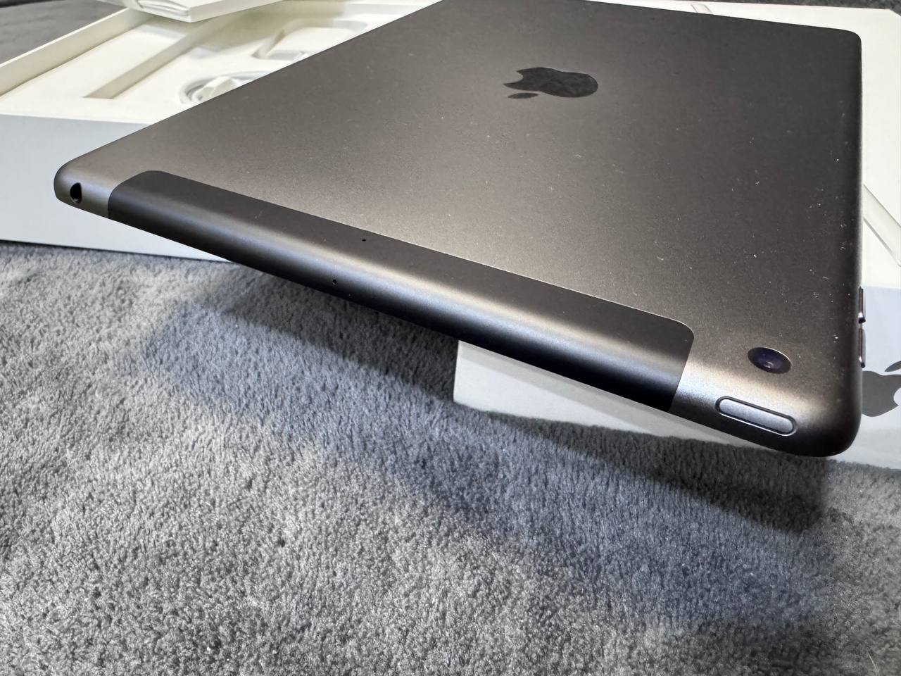Apple iPad 9 64GB WiFi + 4G