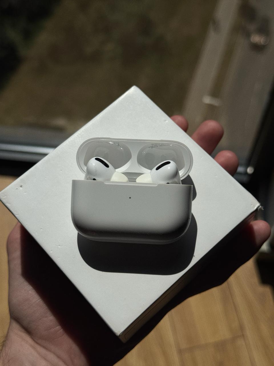 Apple AirPods Pro 1 с коробкой и чеками