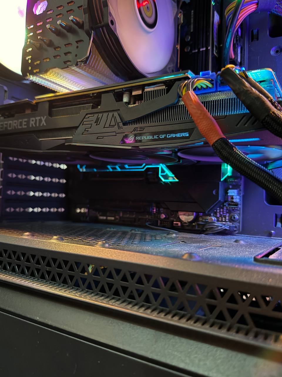 Игровой компьютер Intel Core i9-9900KF + RTX 2080 Ti