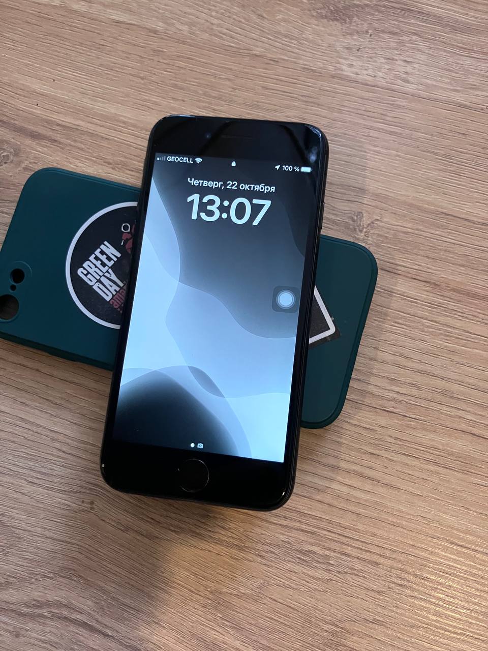 iPhone 8 64GB