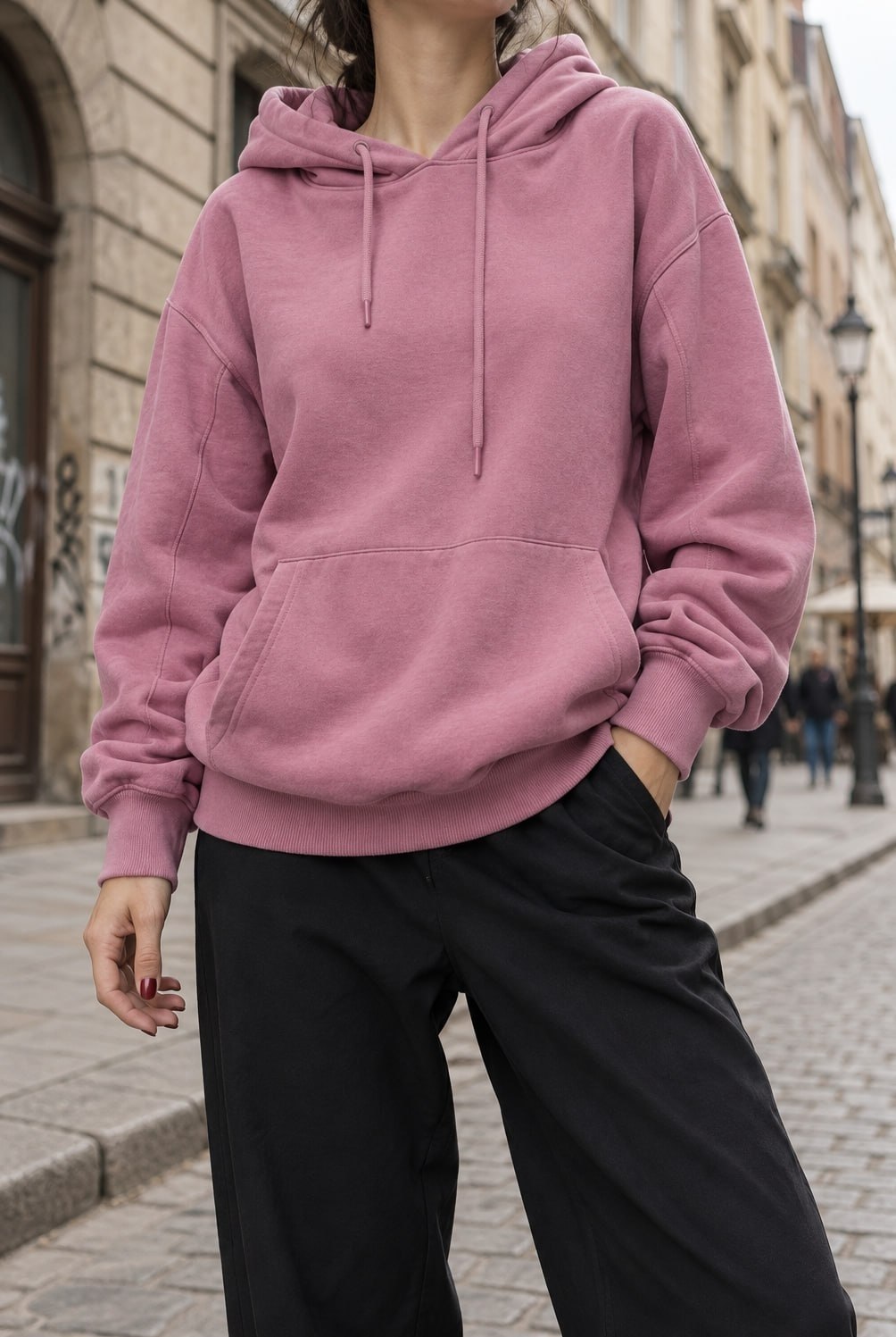 Худи розовое Bershka