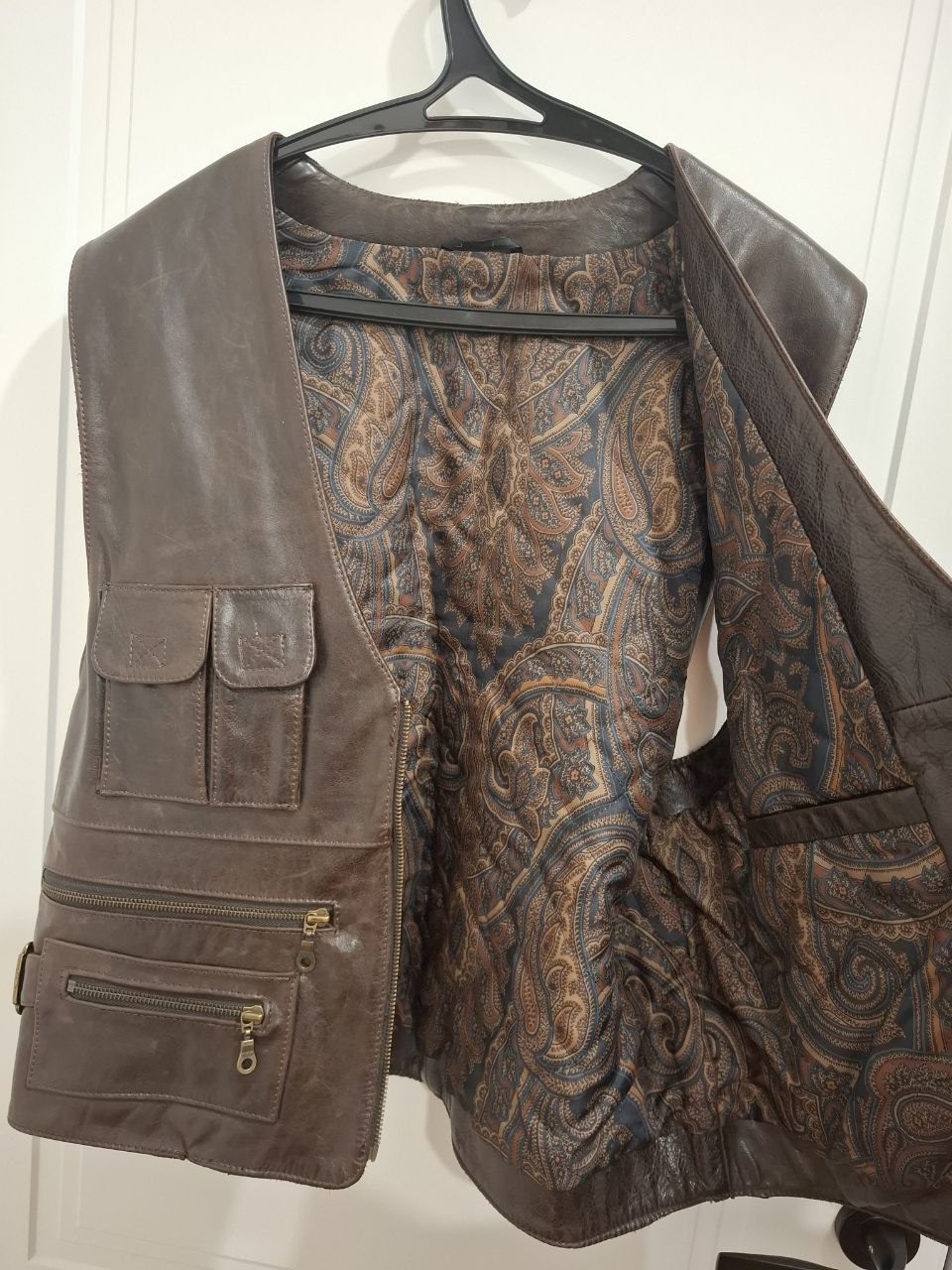 Vintage Leather Utility Vest / ტყავის ჟილეტი / кожаный жилет, размер L