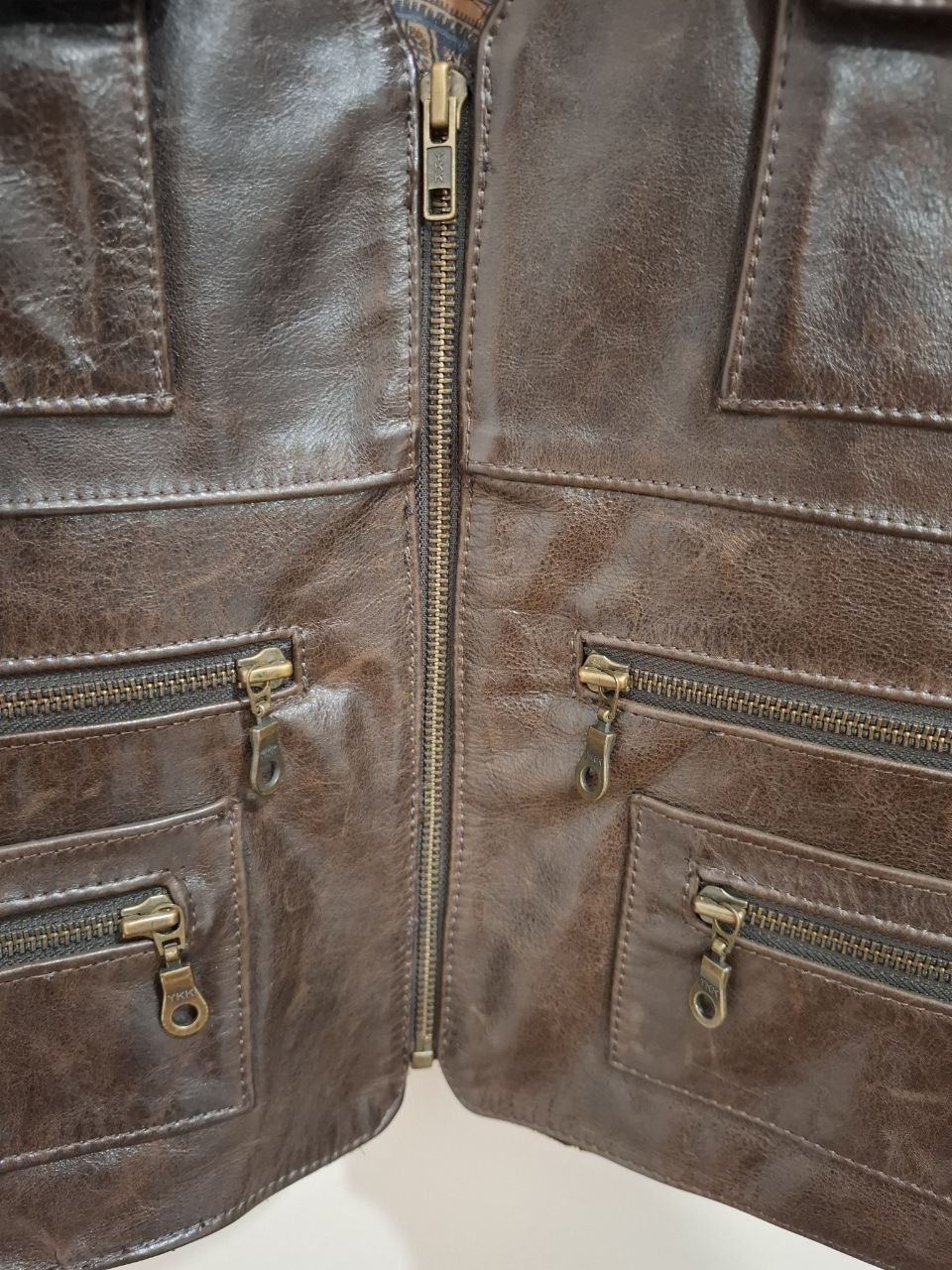 Vintage Leather Utility Vest / ტყავის ჟილეტი / кожаный жилет, размер L