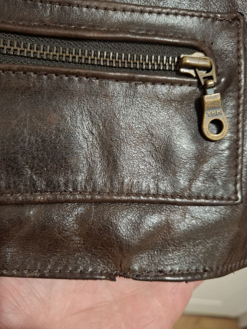 Vintage Leather Utility Vest / ტყავის ჟილეტი / кожаный жилет, размер L