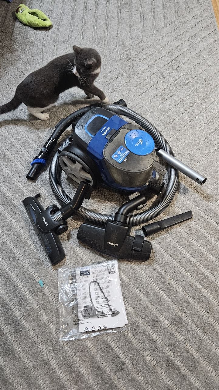 Пылесос Philips 1900 Вт