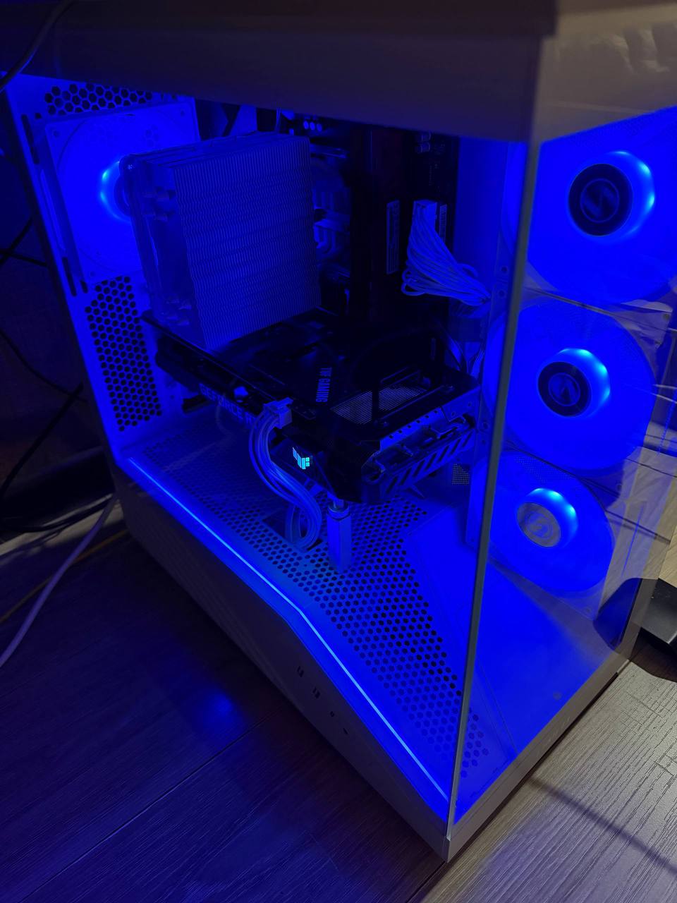 Игровой ПК: Ryzen 5 5600, ASUS RTX 3060 12GB, 32GB DDR4, B550 AORUS ELITE V2