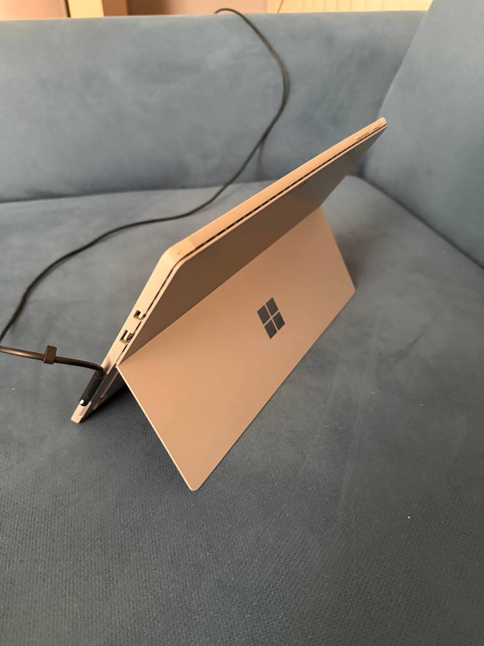 Microsoft Surface Pro 5 256 ГБ