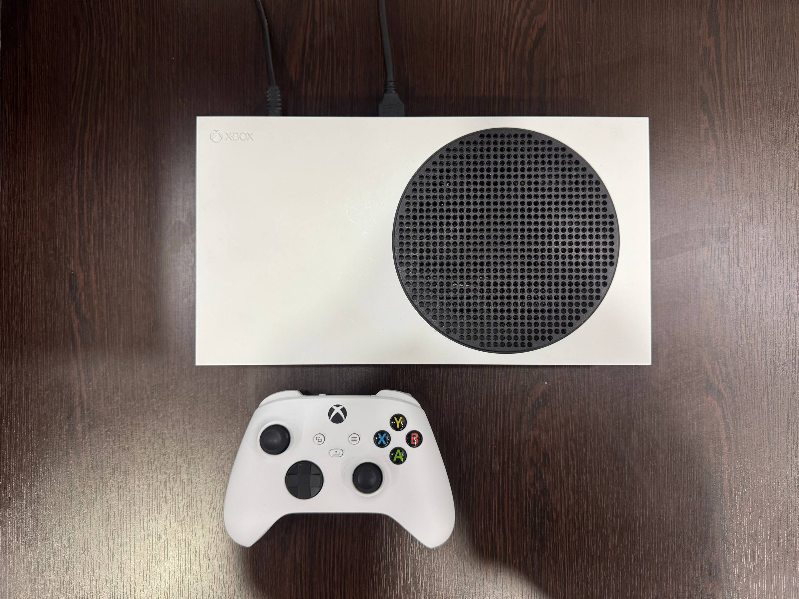 Xbox Series S 512 ГБ с геймпадом