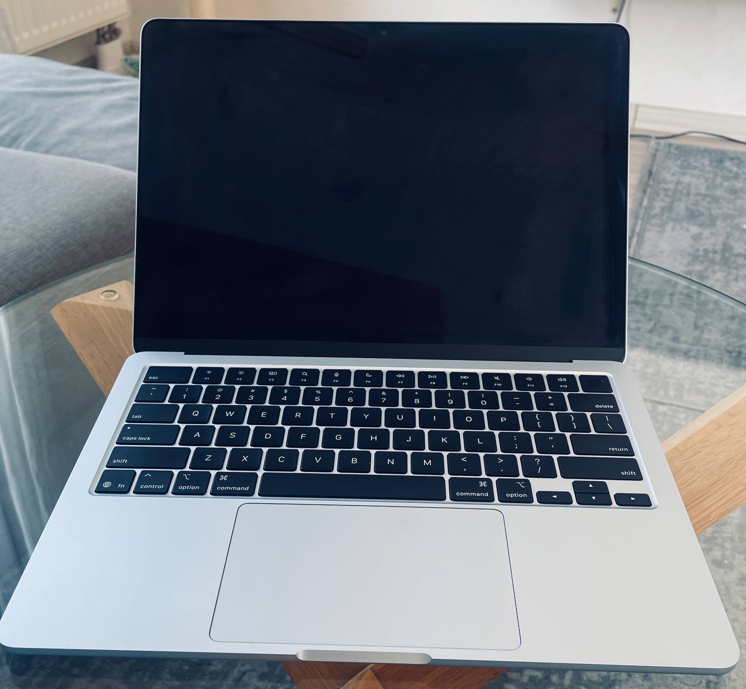 MacBook Air 13.6" M4 (2025) 16/256 GB Sky Blue
