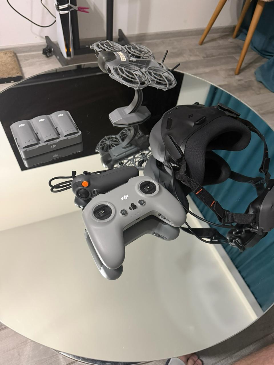 DJI Neo 2 Motion Fly More Combo + FPV-пульт DJI FPV Remote Controller 3