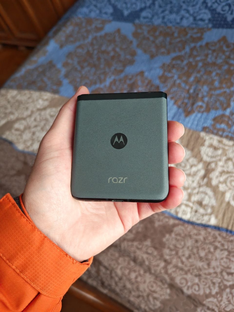 Motorola Razr 2023 128 ГБ