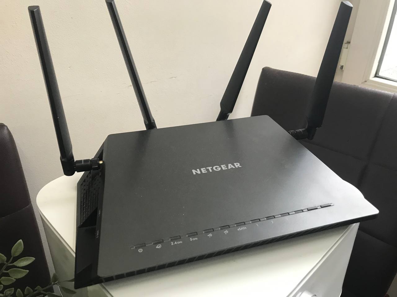 Wi-Fi роутер NETGEAR Nighthawk X4S R7800 AC2600