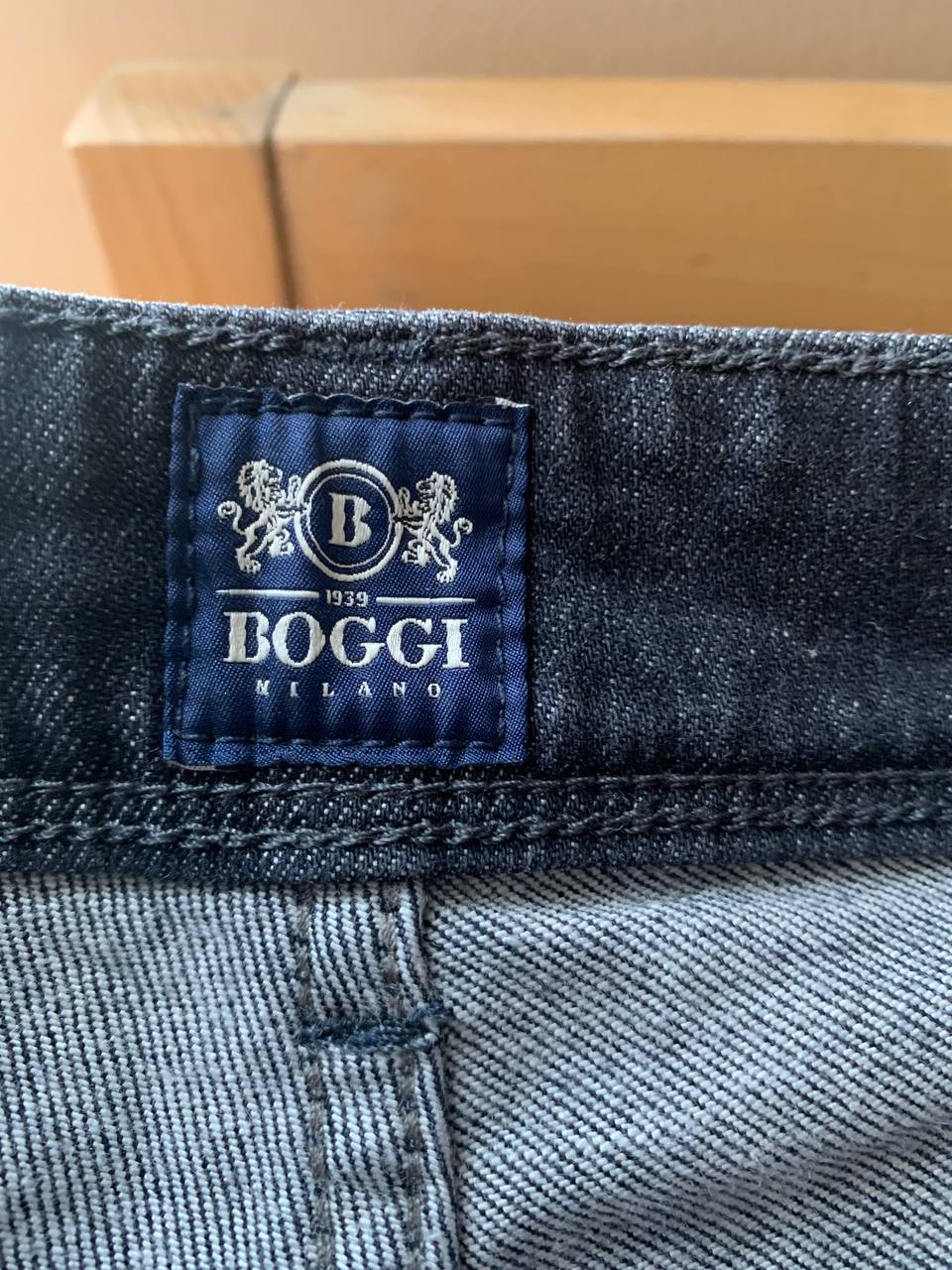 Boggi Milano Claude джинсы, размер 32