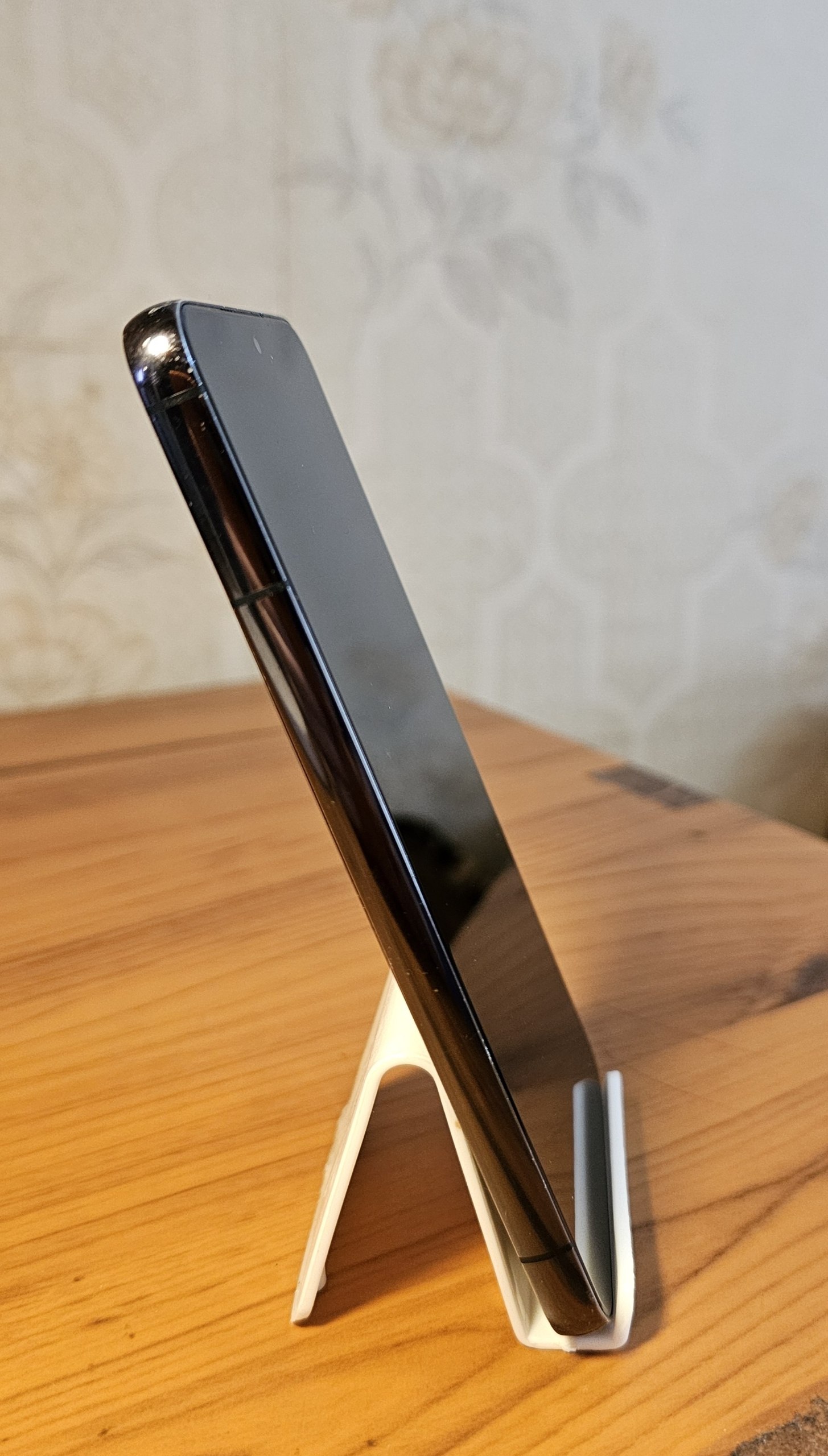 Samsung Galaxy S22 5G 8/128 ГБ (SM-S901U1)