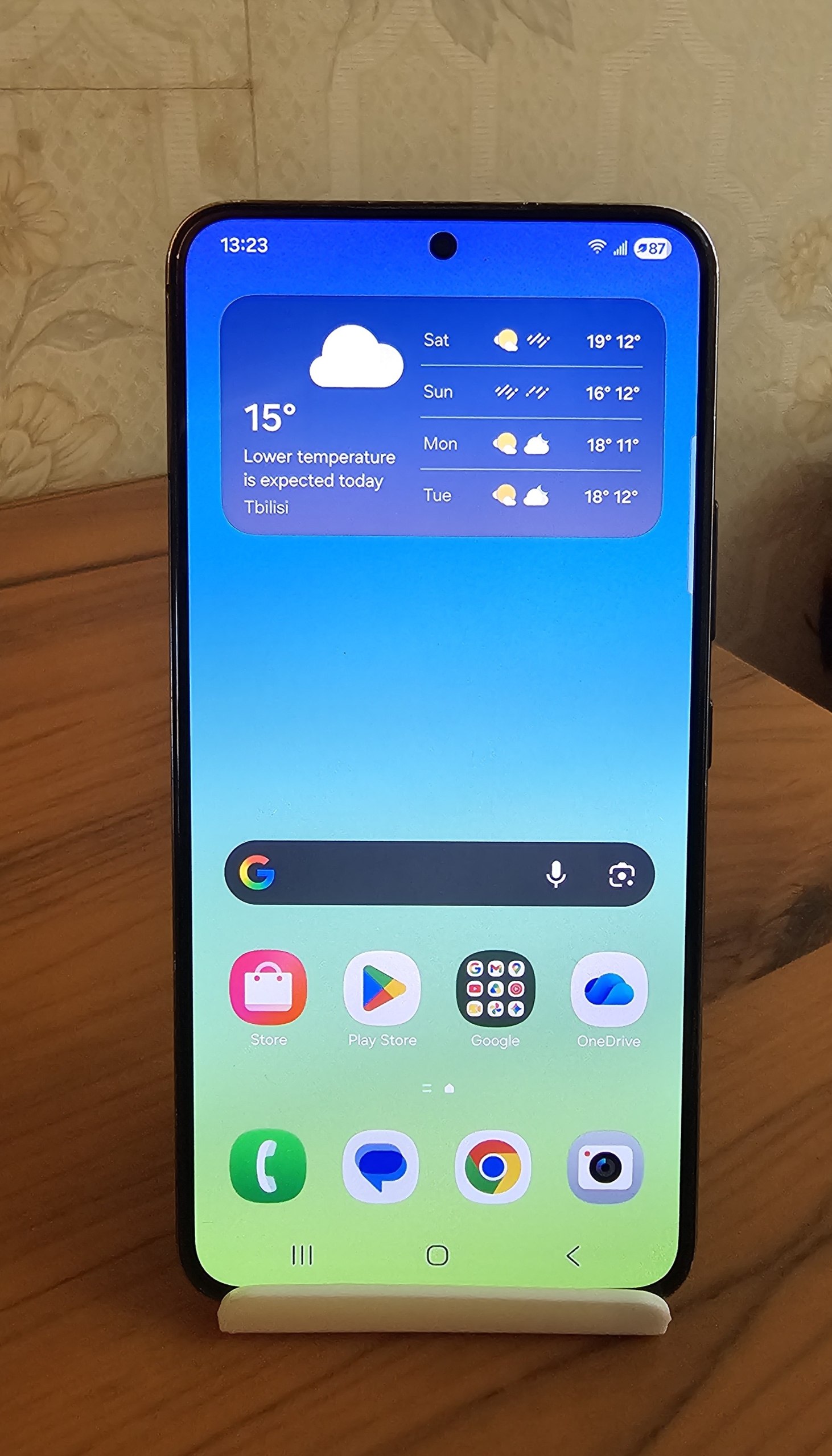 Samsung Galaxy S22 5G 8/128 ГБ (SM-S901U1)