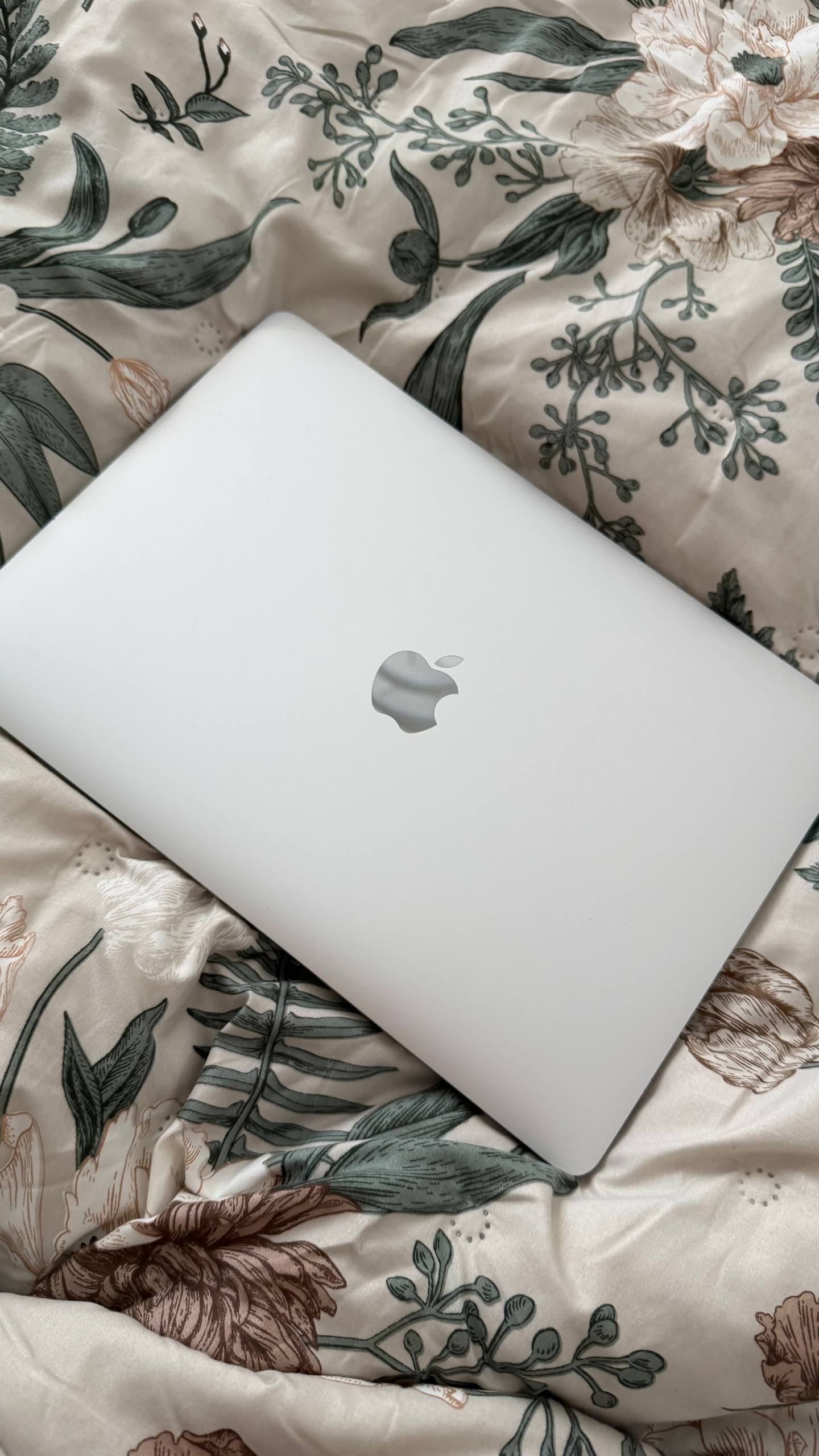 MacBook Pro 13" M1 (2020) с Touch Bar