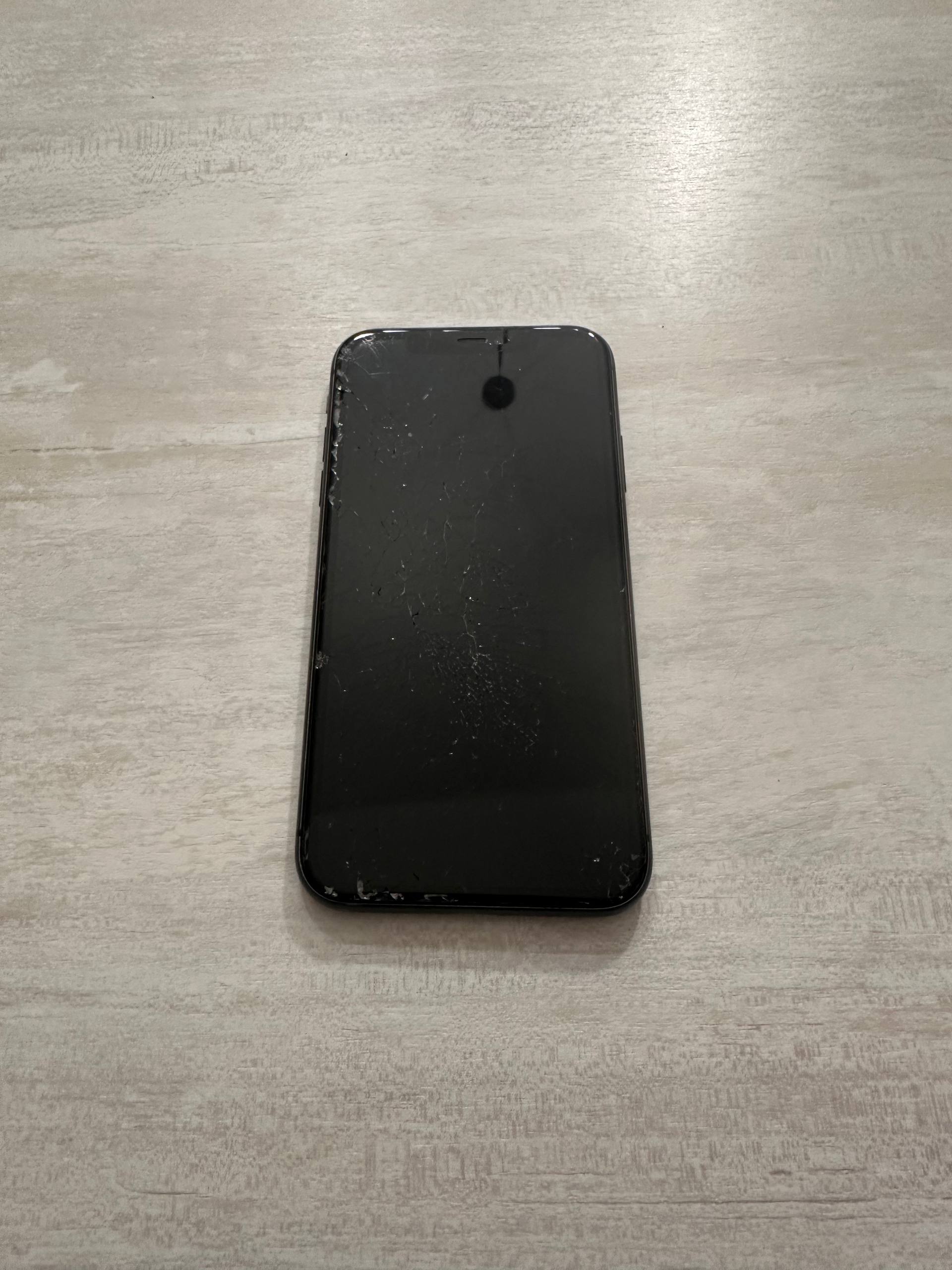 iPhone 11 64GB Black