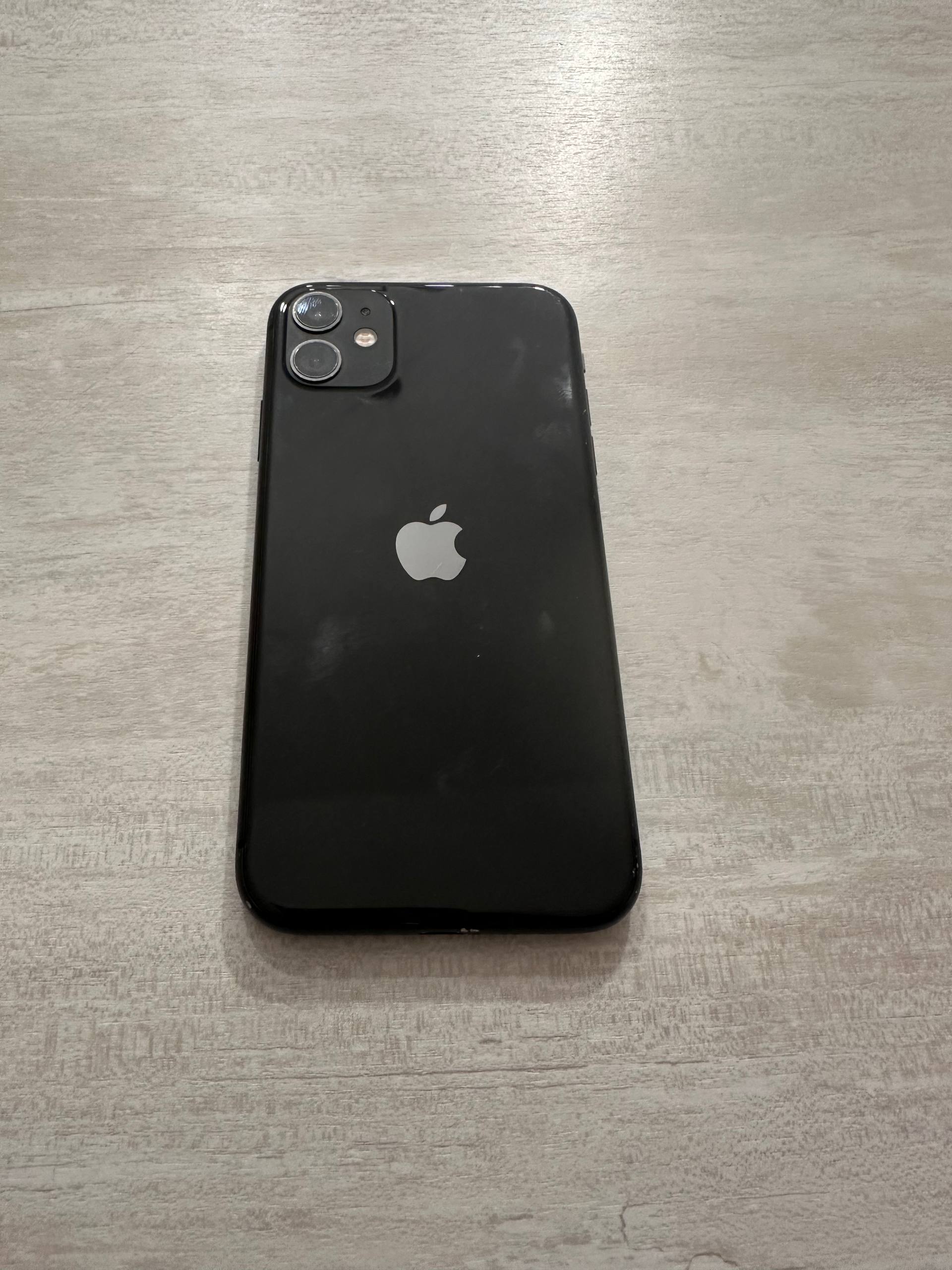 iPhone 11 64GB Black