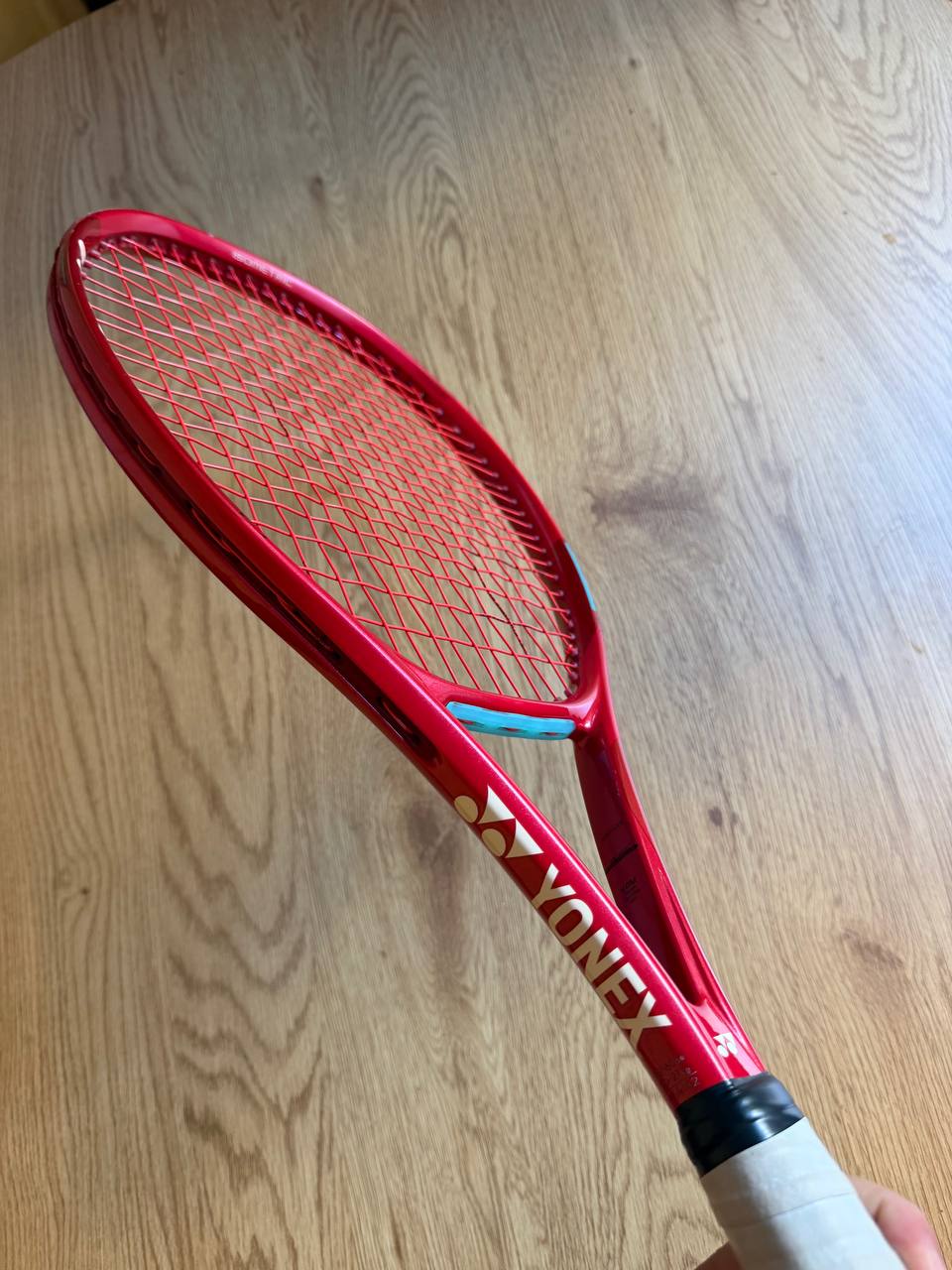 Теннисная ракетка Yonex VCORE 98 Ruby Red