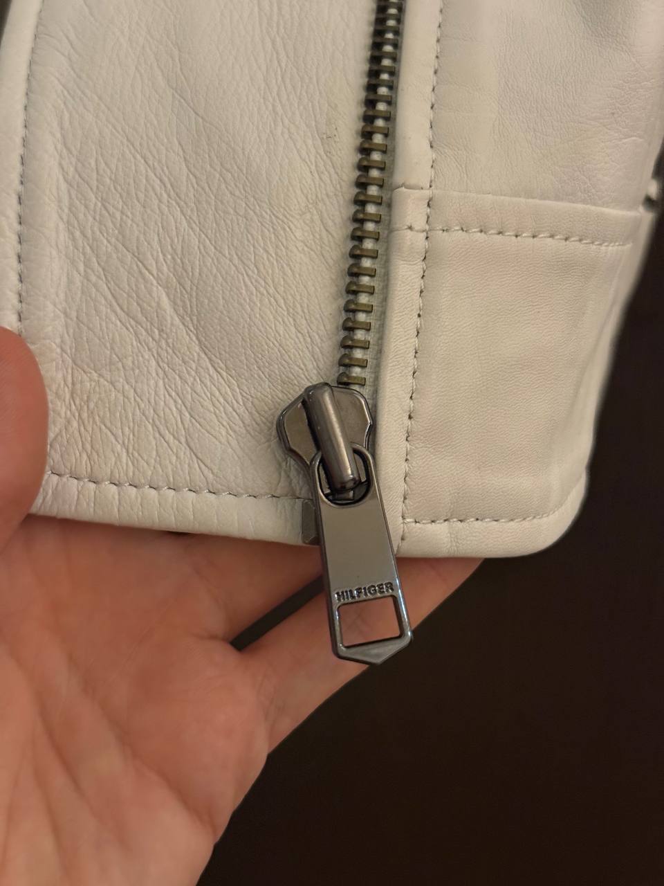 Куртка TOMMY HILFIGER кожаная, размер 40 (L)