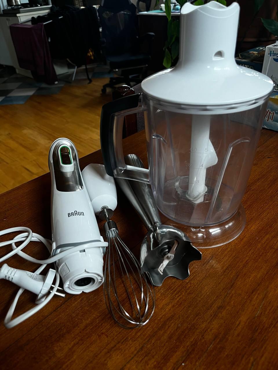 Блендер Braun с насадками