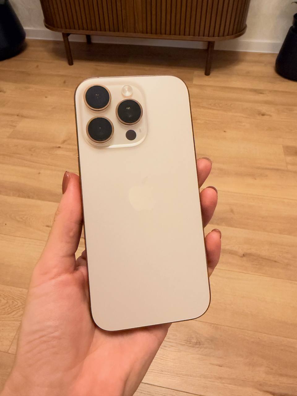 Apple iPhone 16 Pro 256 ГБ