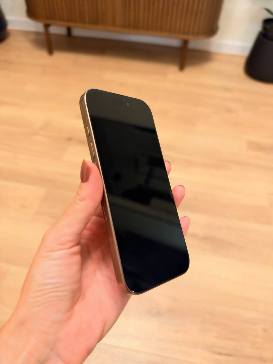 Apple iPhone 16 Pro 256 ГБ