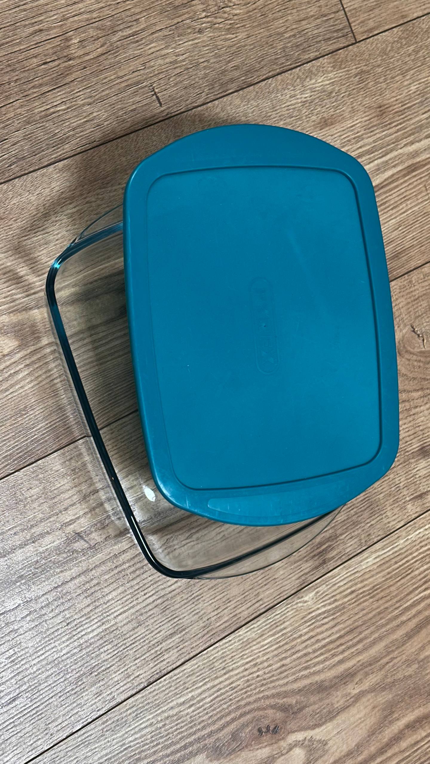 Стеклянная форма для запекания Pyrex с крышкой