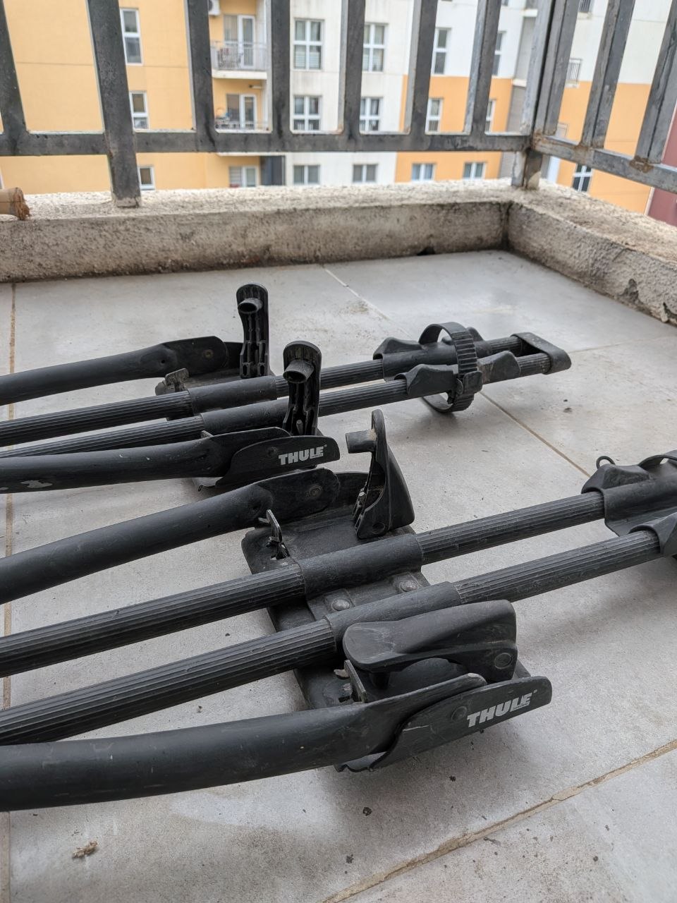 Крепление для перевозки мотоцикла Thule 530 roof rack