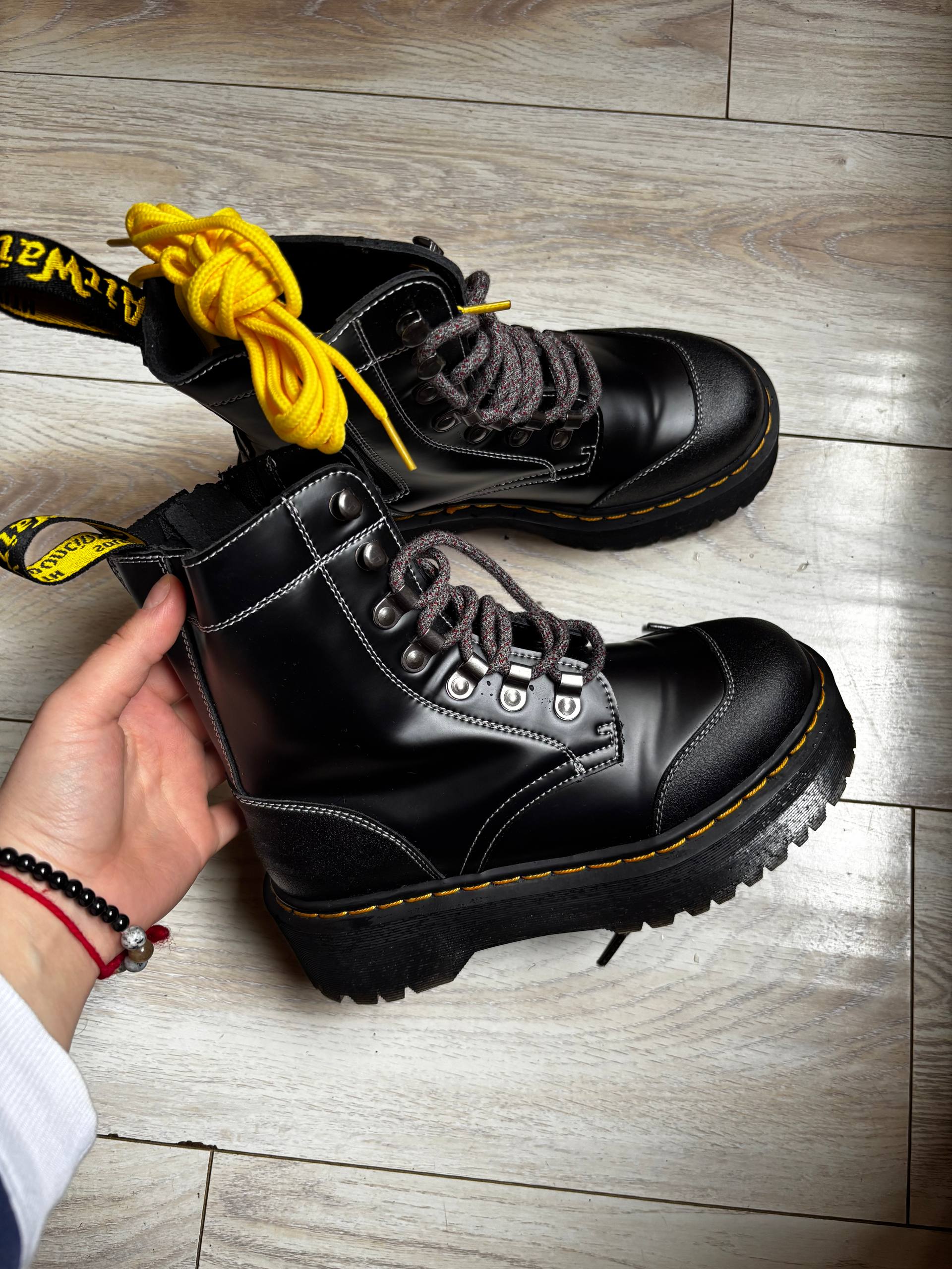 Ботинки Dr. Martens новые, размер 38-39