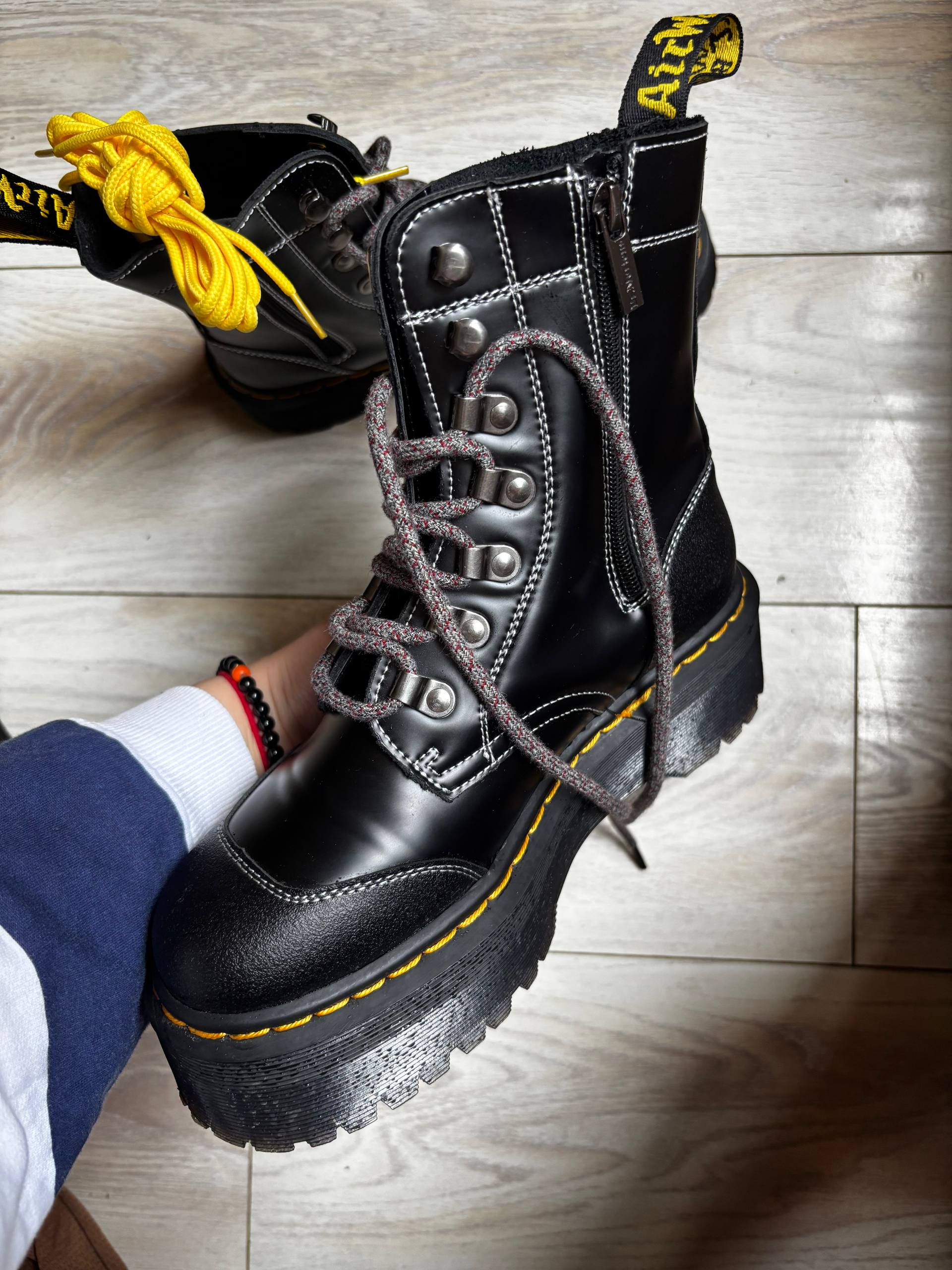 Ботинки Dr. Martens новые, размер 38-39