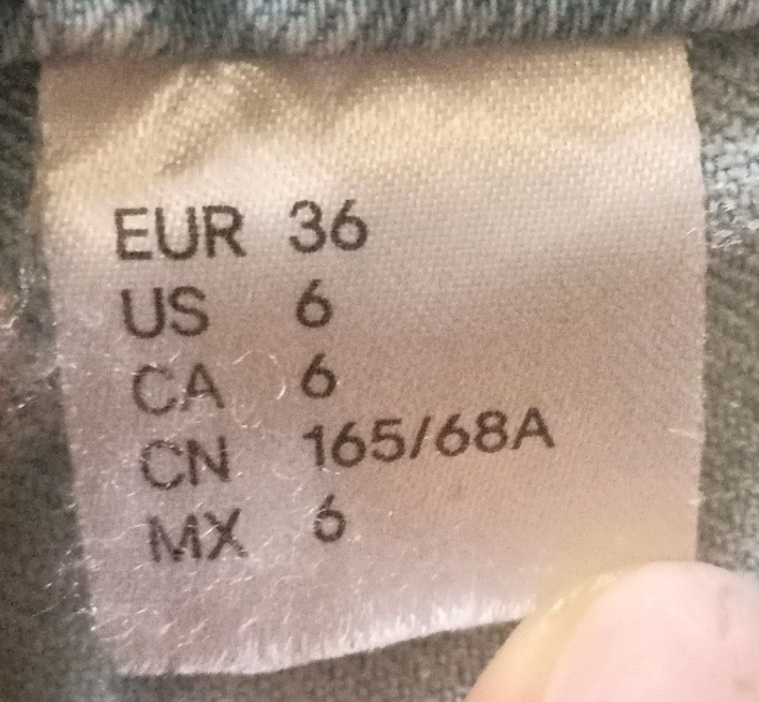 Короткие женские джинсы H&M