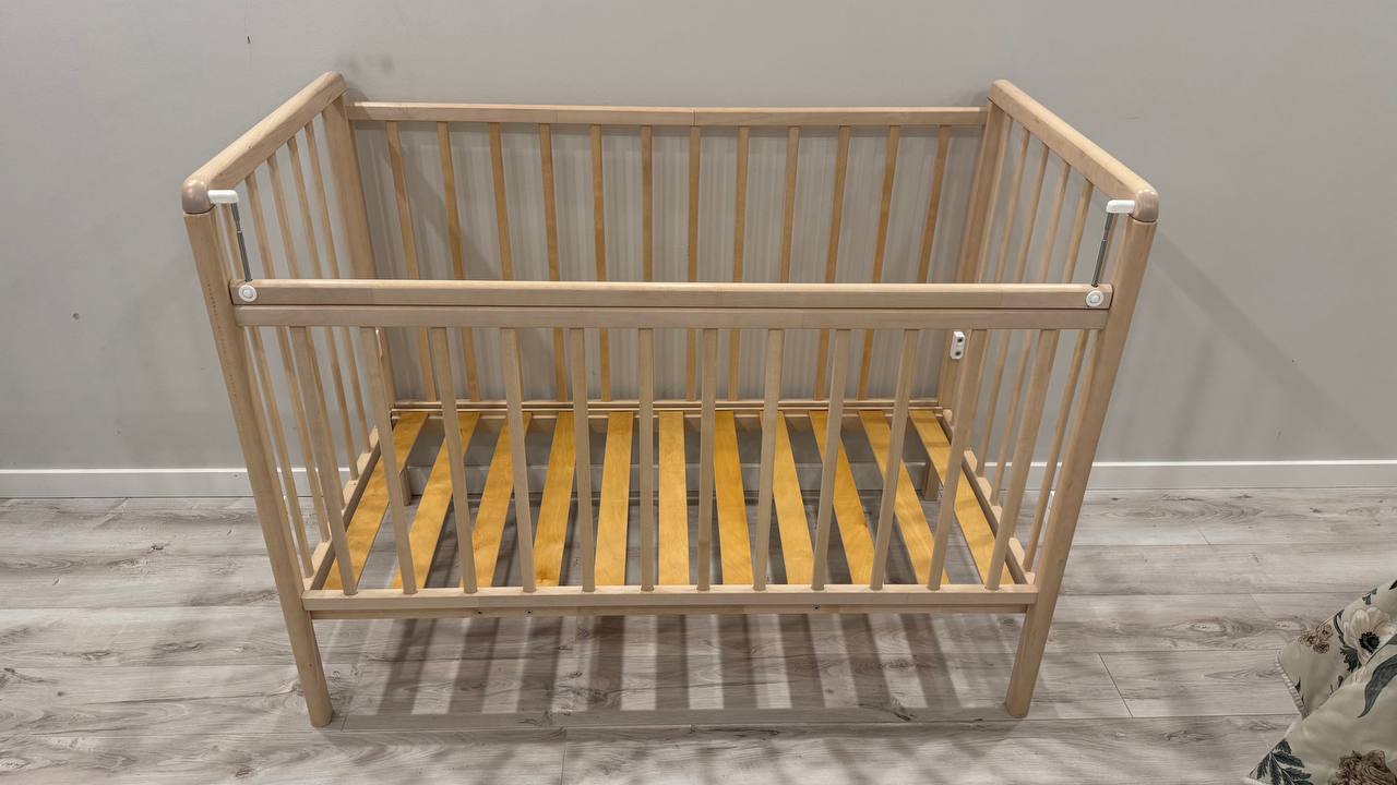 Детская кроватка Labebe 120х60 с матрасом Plitex
