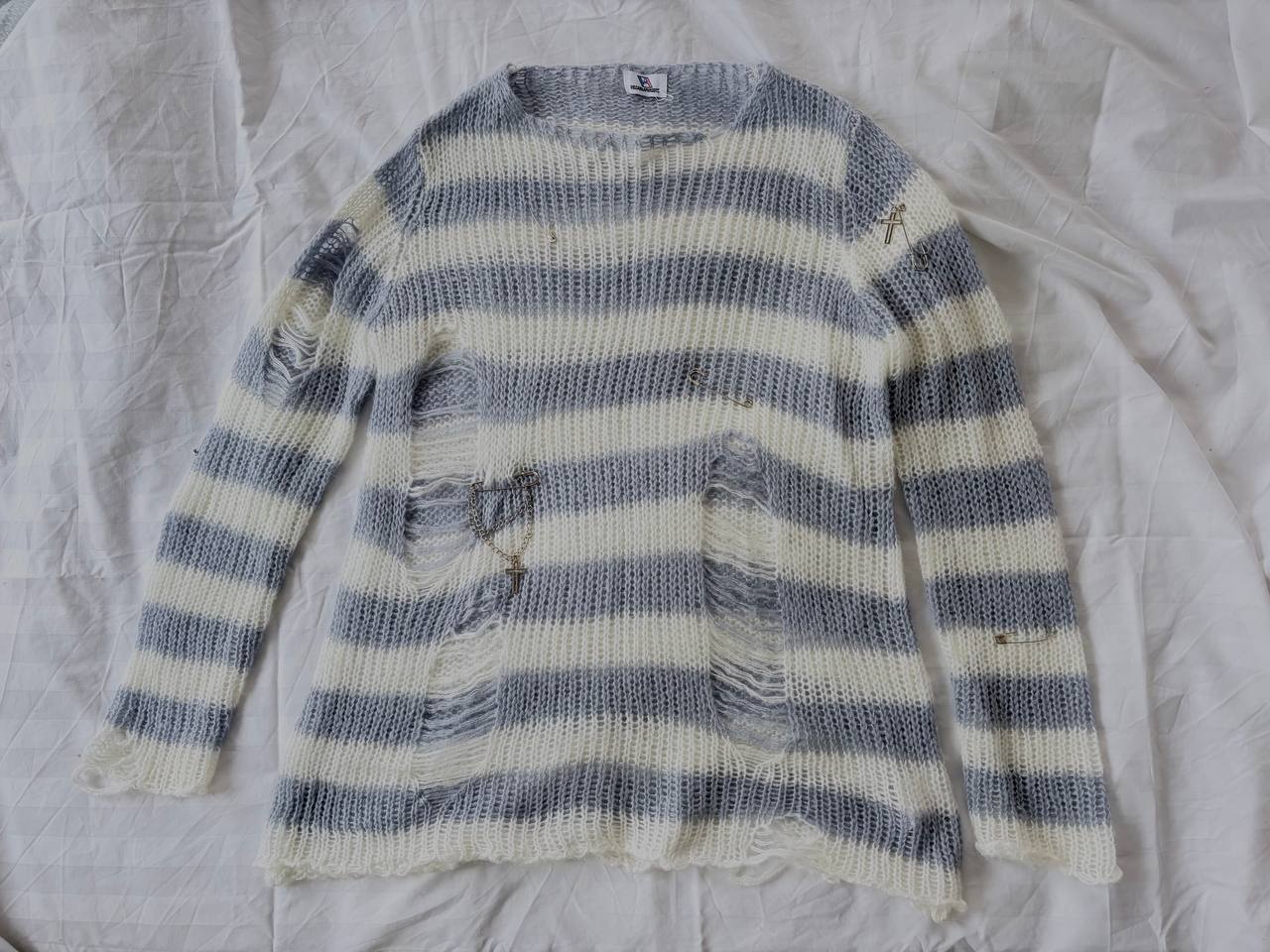 VOLCAN&APHRODITE Striped Distressed Knit