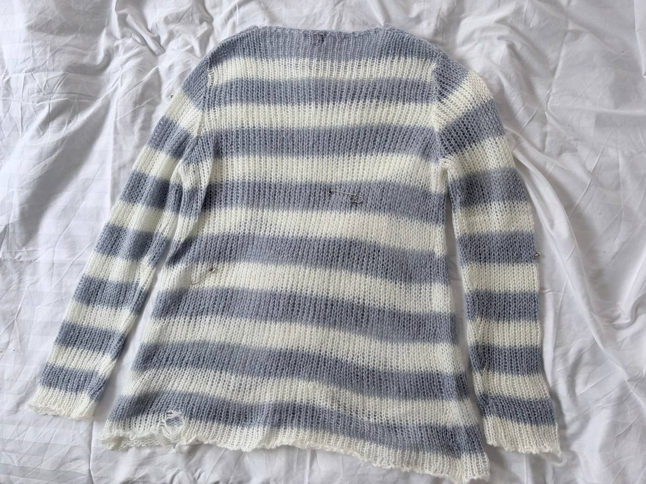 VOLCAN&APHRODITE Striped Distressed Knit