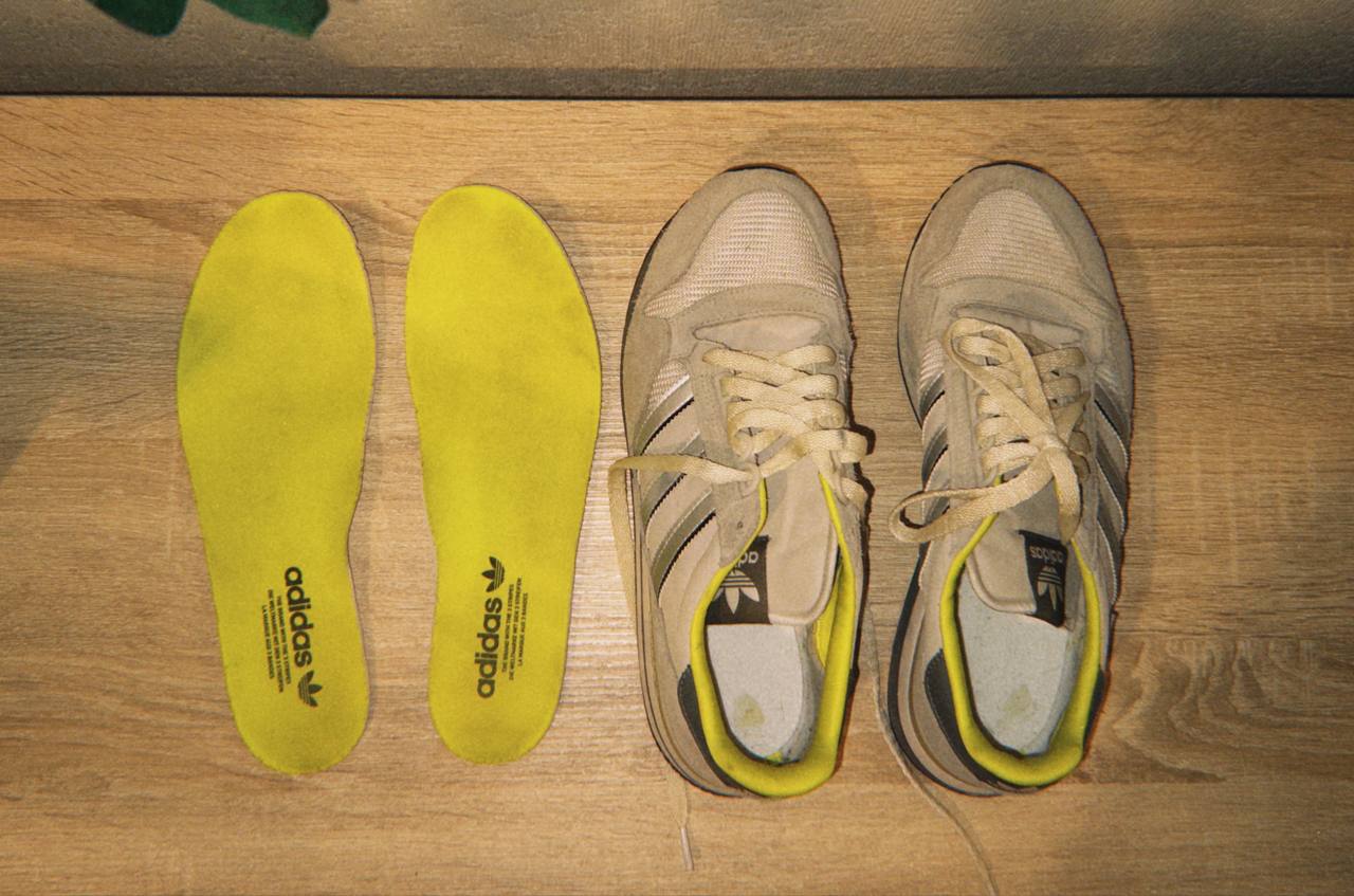 Кроссовки Adidas, размер 42