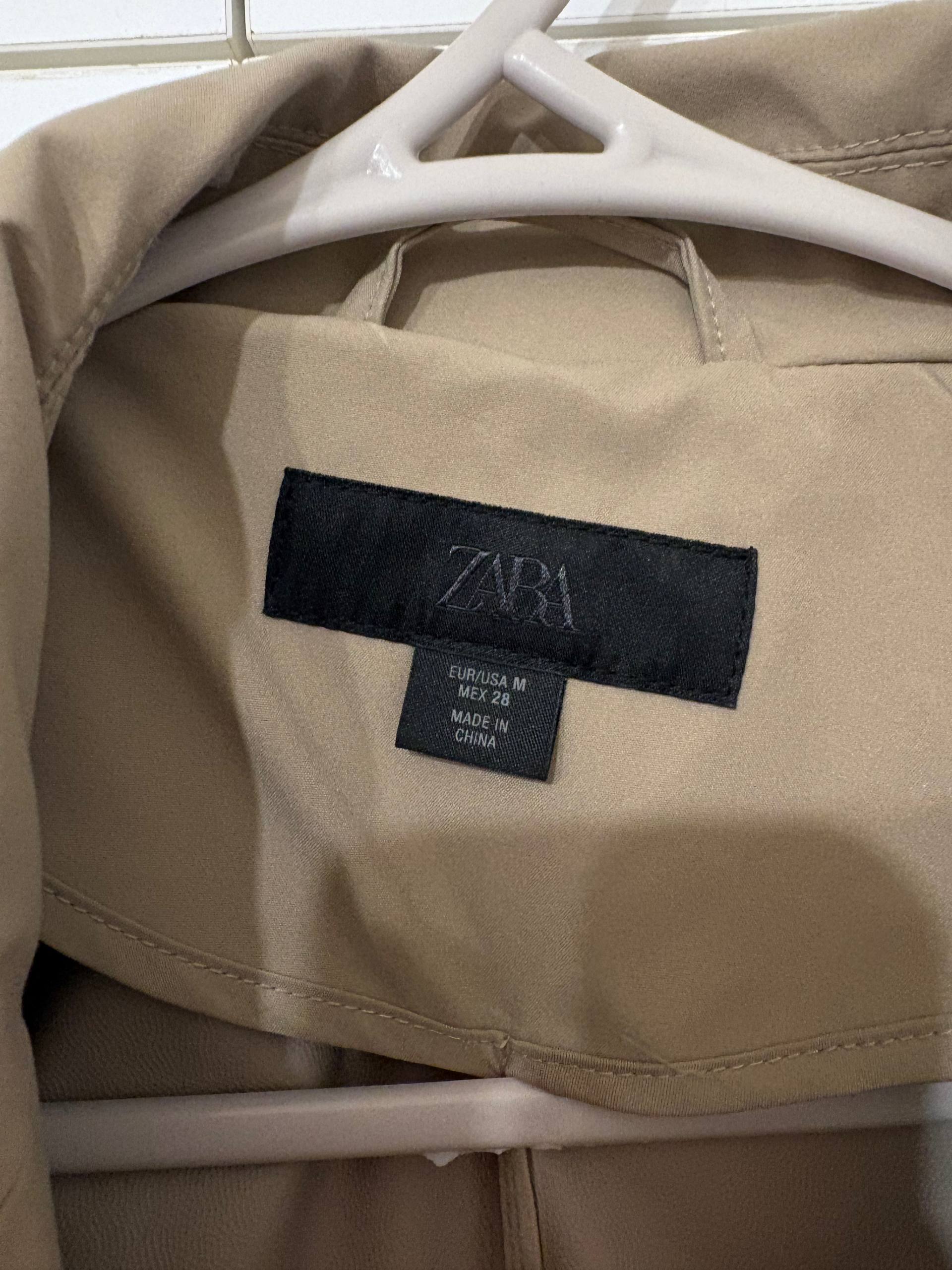 Классический тренч Zara бежевый, размер M